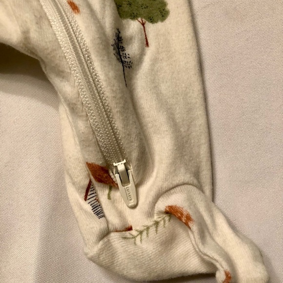 Carter’s Sleep-n-play two way zipper onsies, set of 4 - Picture 8 of 13